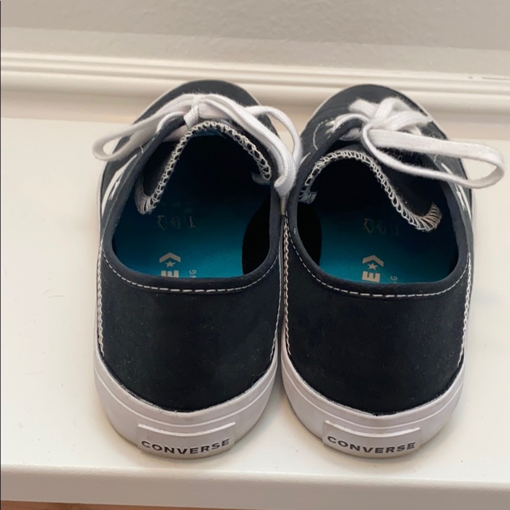 Converse - Picture 3 of 5